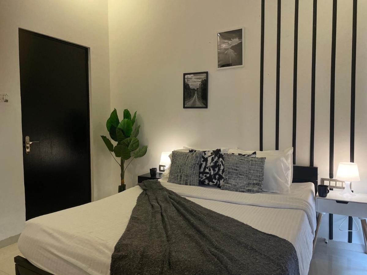 Eko Stay- Tropicana Villa โลนาวาลา ภายนอก รูปภาพ